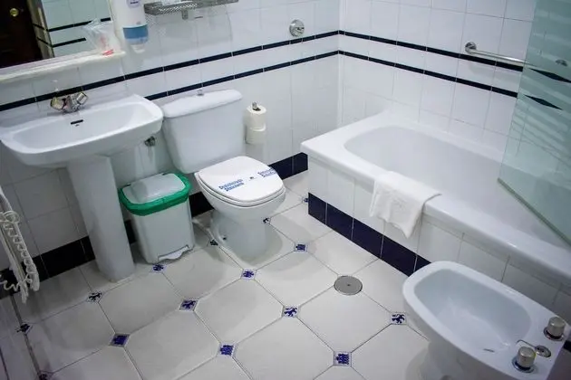 Standard Tek Büyük veya İki Ayrı Yataklı Oda
