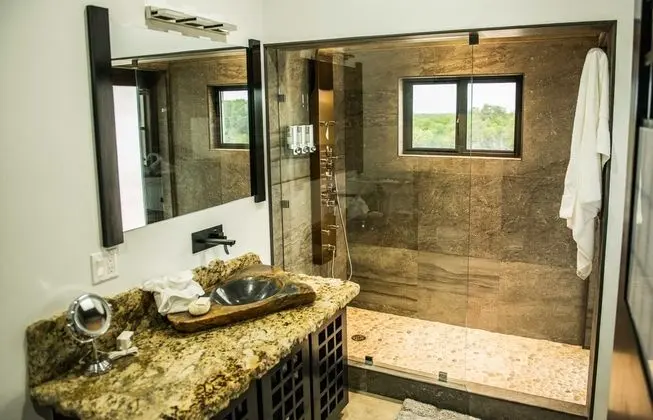 Luxury Oda, 1 Büyük (Queen) Boy Yatak, Balkon (Stone Room)