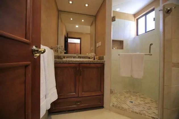 Standard Oda, 2 Çift Kişilik Yatak, Havuz Manzaralı, Havuz Kenarı