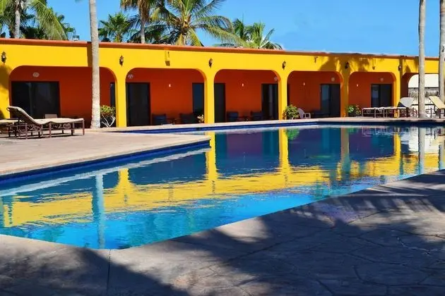 Standard Oda, 2 Çift Kişilik Yatak, Havuz Manzaralı, Havuz Kenarı