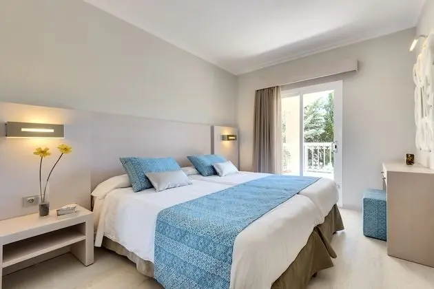 One Bedroom Apartment