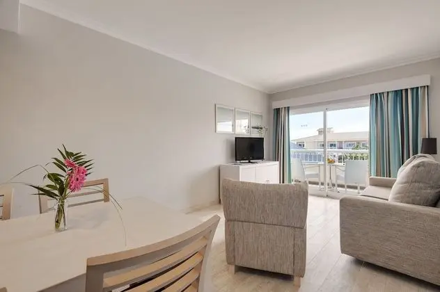One Bedroom Apartment Pool View