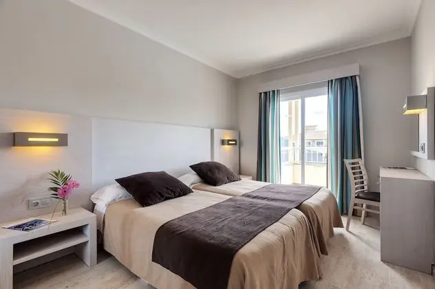 One Bedroom Apartment Pool View