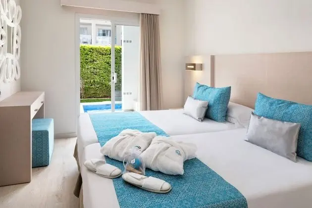 Premium Hydro Spa One Bedroom Apartment
