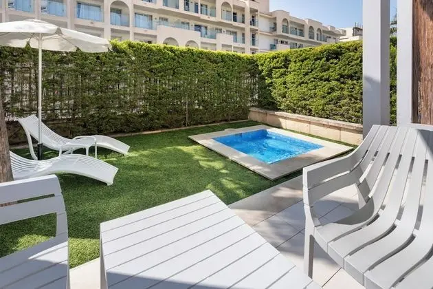 Premium Hydro Spa One Bedroom Apartment