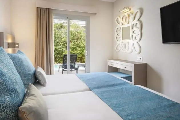 Swimp Up One Bedroom Apartment