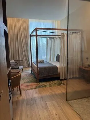 Junior Tek Büyük Yataklı Oda, Avlu Manzaralı