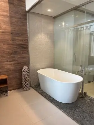 Junior Tek Büyük Yataklı Oda, Avlu Manzaralı