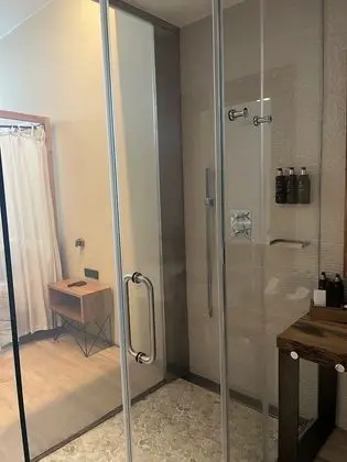 Superior Tek Büyük Yataklı Oda, Avlu Manzaralı