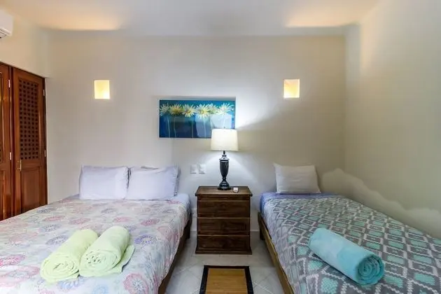 Comfort Apart Daire, 2 Yatak Odası, Havuz Manzaralı, Köşe