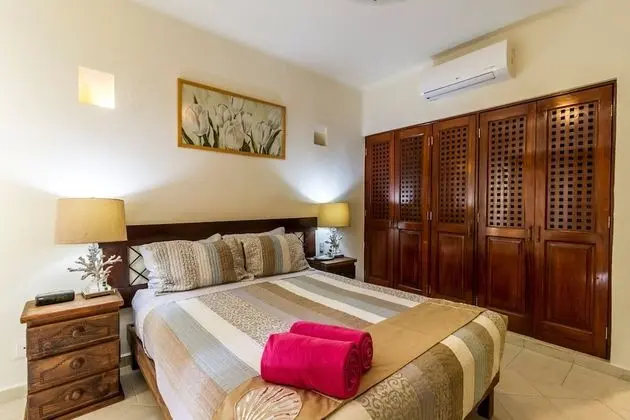 Comfort Apart Daire, 2 Yatak Odası, Havuz Manzaralı, Köşe