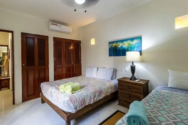 Comfort Apart Daire, 2 Yatak Odası, Havuz Manzaralı, Köşe