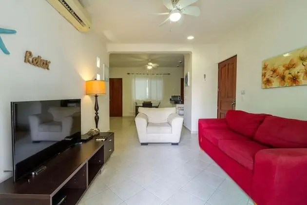 Comfort Apart Daire, 2 Yatak Odası, Havuz Manzaralı, Köşe