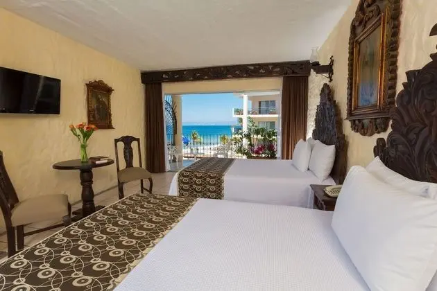 Habitacion Superior Vista Parcial al Mar