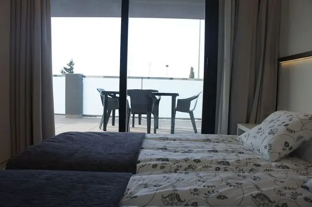 Apart Daire (2 Adults + 2 Children)