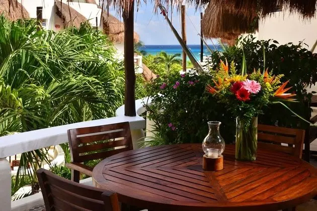 Stüdyo, Kısmi Deniz Manzarası