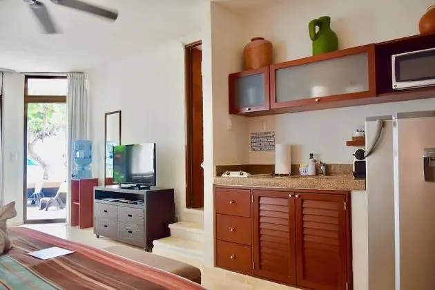 Süit, Balkon (Ocean Front Studio)