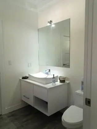 Ev