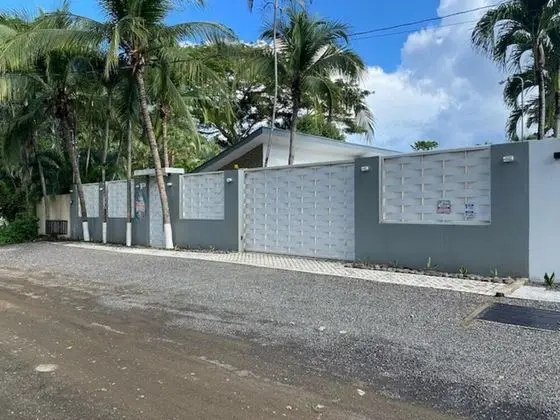 Ev