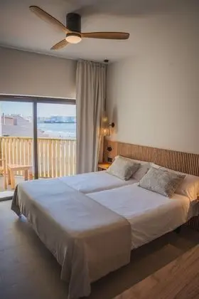 Superior Tek Büyük Yataklı Oda, Balkon, Deniz Manzaralı