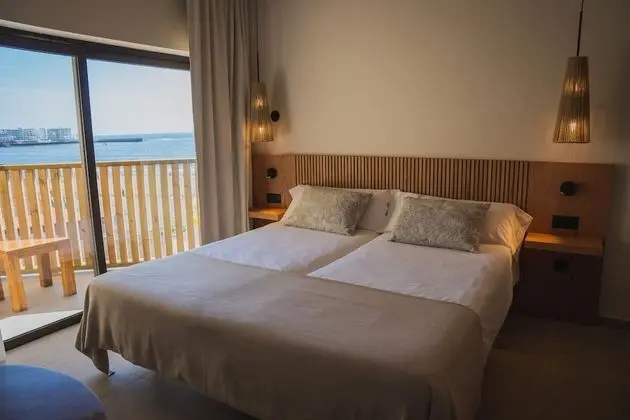 Superior Tek Büyük Yataklı Oda, Balkon, Deniz Manzaralı