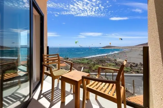 Superior Tek Büyük Yataklı Oda, Balkon, Deniz Manzaralı