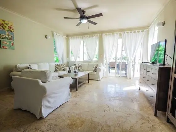Luxury Beach House 3 bedrooms