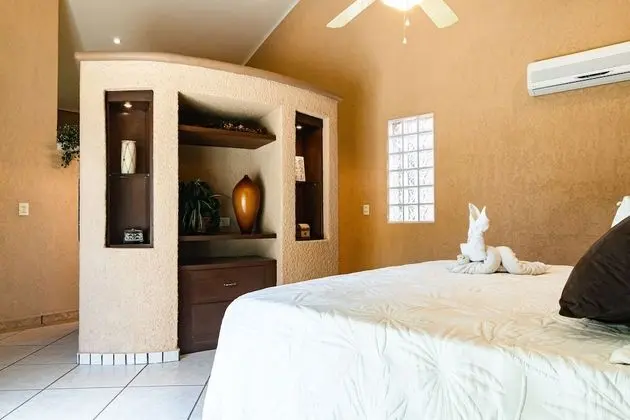 Casa Bella Golf  View 3 bedrooms