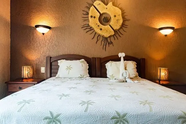 Casa Bella Golf  View 3 bedrooms