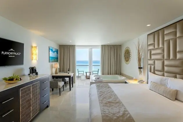 Two Bedroom Presidential Suite Ocean View - Kids & Teens Free
