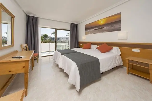İki Ayrı Yataklı Oda (+ extra bed adult)