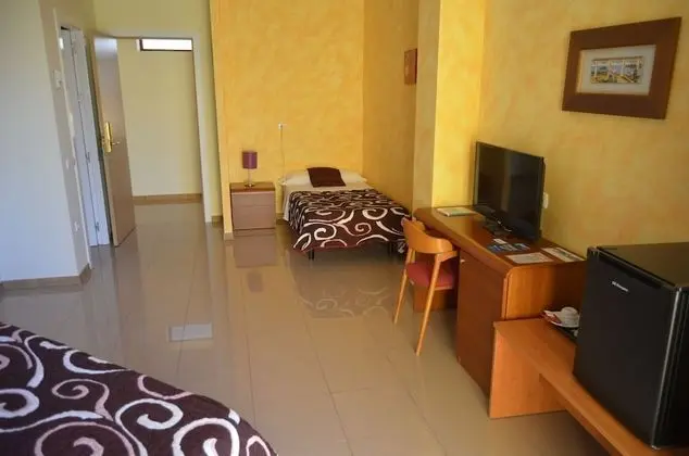 Üç Kişilik Oda (2 adults + 1 child)