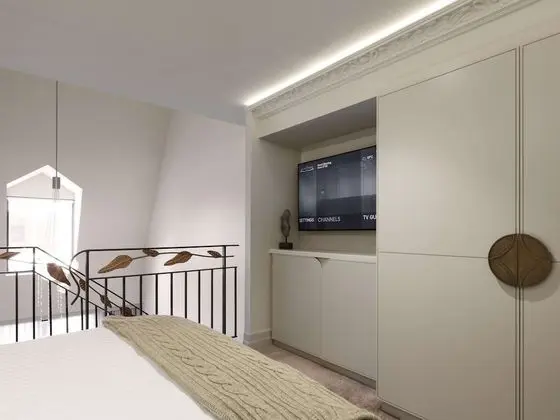 New York Style Loft Suite with King Bed
