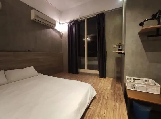 Gallery Tek Büyük Yataklı Oda