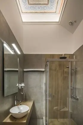 Superior Tek Büyük Yataklı Oda, Şehir Manzaralı (102)