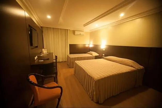 Luxury Tek Büyük Yataklı Oda