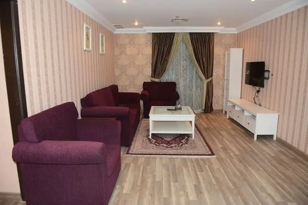 Üç Kişilik Oda