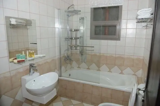 Üç Kişilik Oda