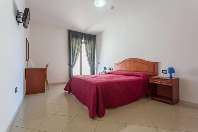 Tek Büyük Yataklı Oda (1 letto matrimoniale)