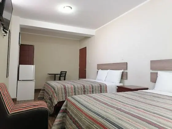 Standard Tek Büyük Yataklı Oda