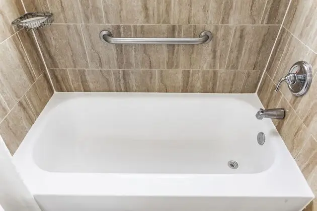 Deluxe Süit (Efficiency 2 Queen beds, 1 Sofa Bed)