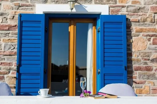Tek Büyük veya İki Ayrı Yataklı Oda (Back-Garden View Special Offer)
