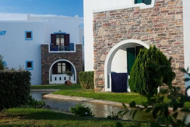 Tek Büyük veya İki Ayrı Yataklı Oda (Back-Garden View Special Offer)