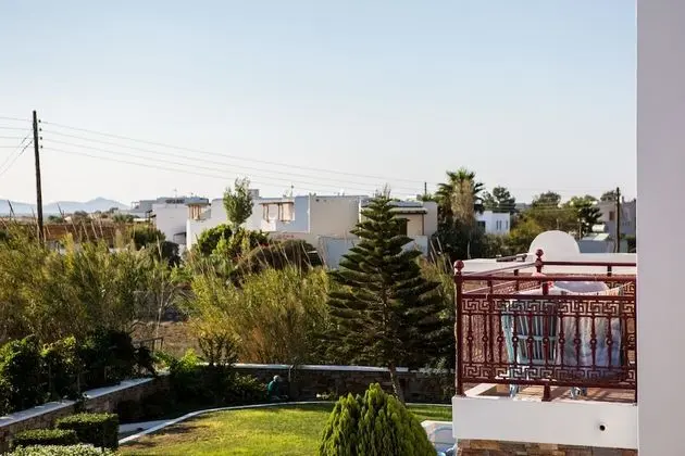 Tek Büyük veya İki Ayrı Yataklı Oda (Hopping Discount With room Changes)