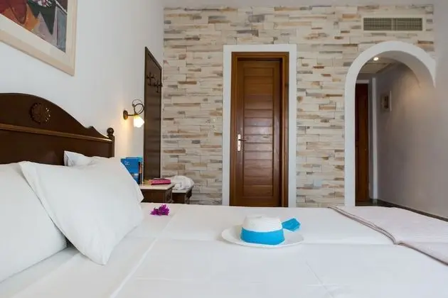 Tek Büyük Yataklı Oda, Deniz Manzaralı (Upper floor)