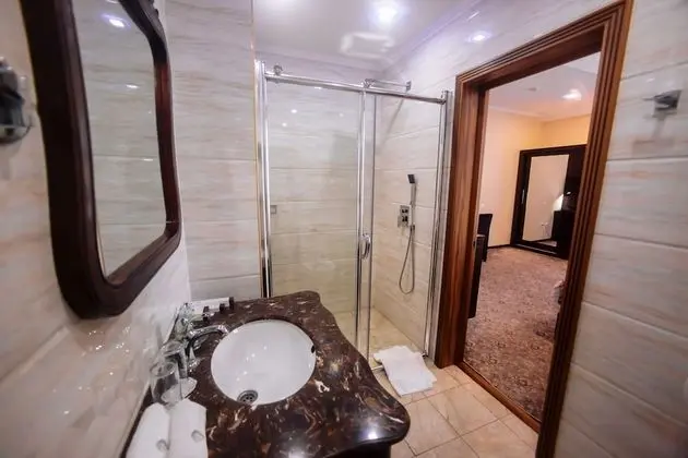 Standard Tek Büyük veya İki Ayrı Yataklı Oda