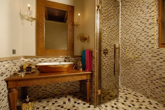 https://images.etstur.com/imgproxy/resize/2560x1440/files/images/hotelImages/etsrooms/517842/The_Plaza_Bodrum__Ex.Be_Premium__20250416095559_1.jpg
