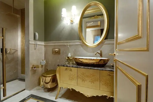 https://images.etstur.com/imgproxy/resize/2560x1440/files/images/hotelImages/etsrooms/517842/The_Plaza_Bodrum__Ex.Be_Premium__20250416100655_8.jpg