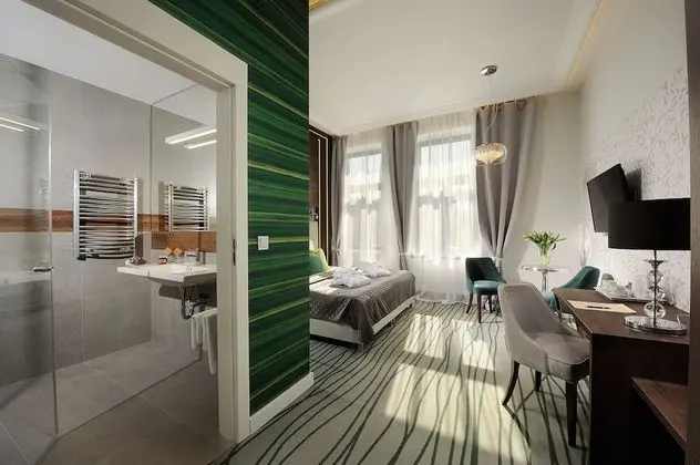 Standard Tek Büyük veya İki Ayrı Yataklı Oda, 1 Çift Kişilik veya 2 Tek Kişilik Yatak