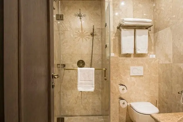 Standard Tek Büyük Yataklı Oda, 1 Çift Kişilik Yatak, Engellilere Uygun, Avlu